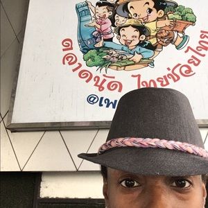 Meet your Posher, Rashida